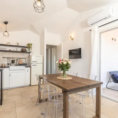 My House Maria شقة سانتا ماريا نافاريز